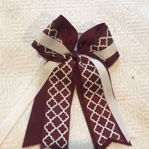 Maroon and white bow!
